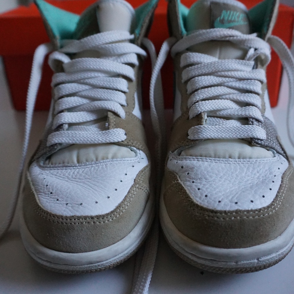 NIKE | WOMEN'S COURT FORCE HIGH